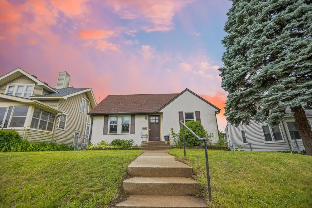 1273 Juno Avenue Saint Paul, MN 55116