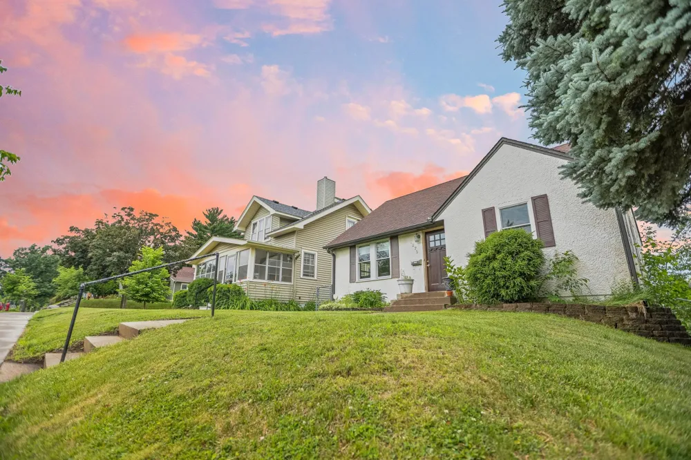 1273 Juno Avenue Saint Paul, MN 55116