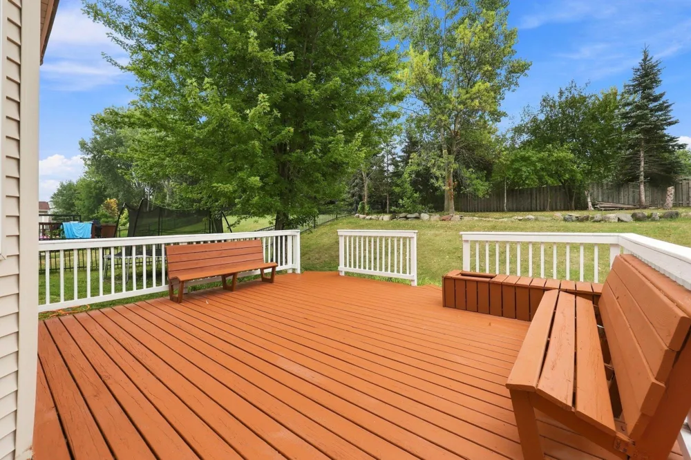 17993 89th Place Maple Grove, MN 55311