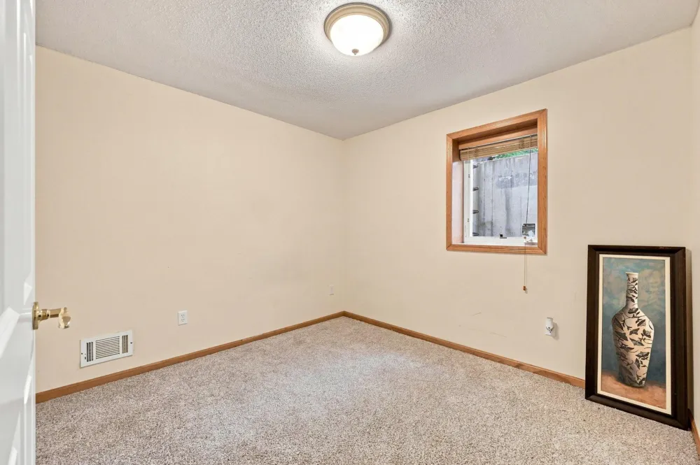 17993 89th Place Maple Grove, MN 55311