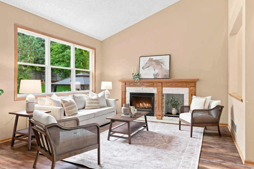 17993 89th Place Maple Grove, MN 55311