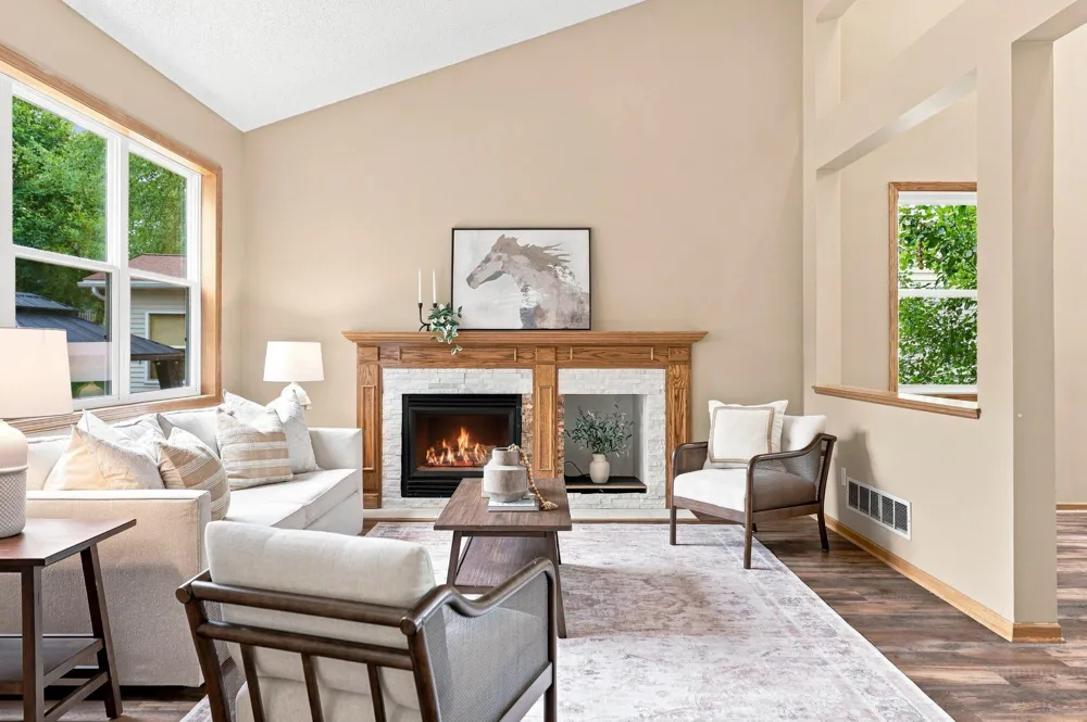 17993 89th Place Maple Grove, MN 55311