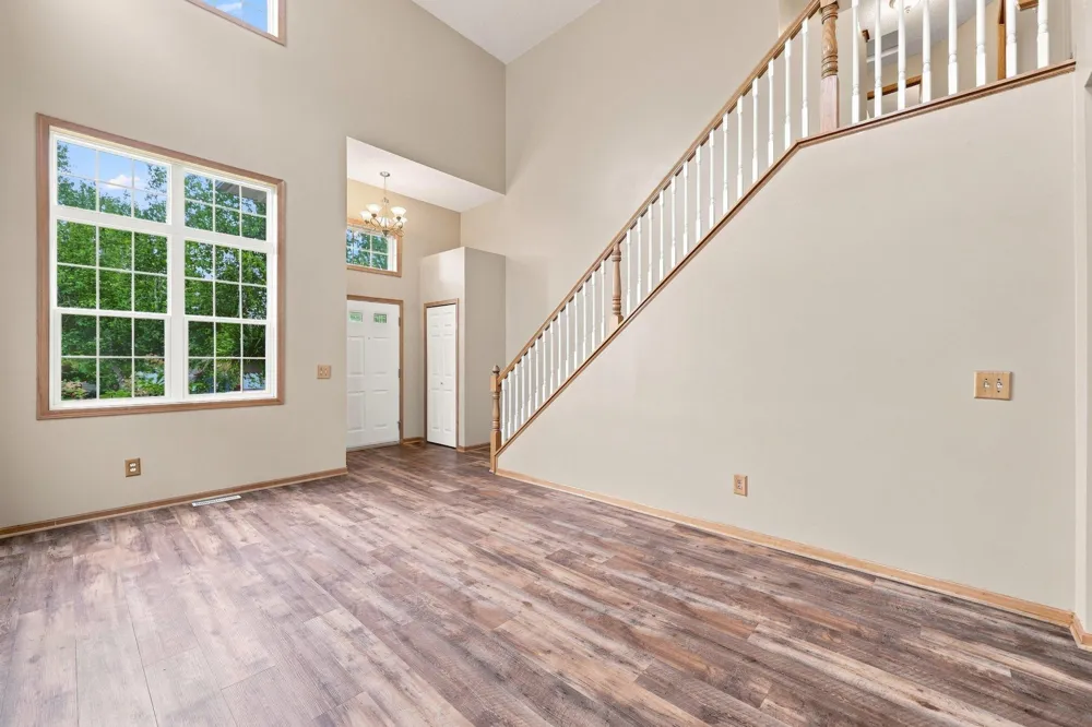 17993 89th Place Maple Grove, MN 55311