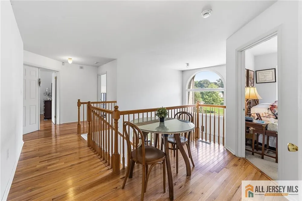 1 Launcelot Lane Monroe, NJ 08831