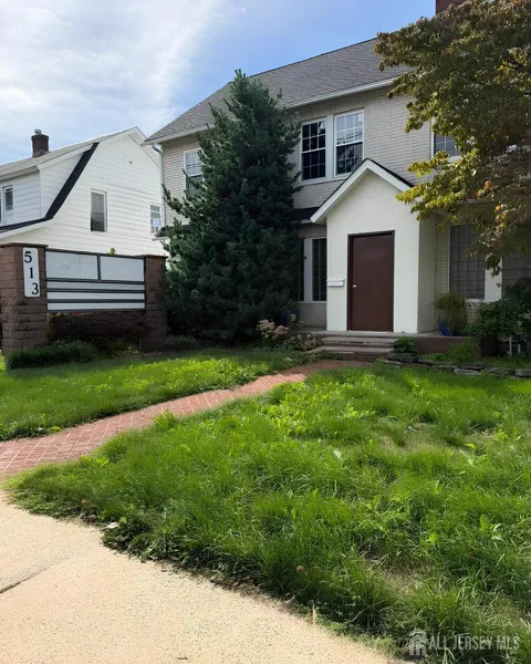 513 Georges Road #2