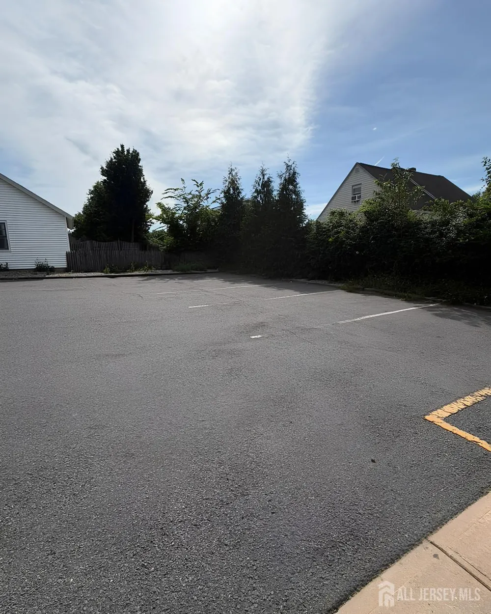 513 Georges Road #2 North Brunswick, NJ 08902