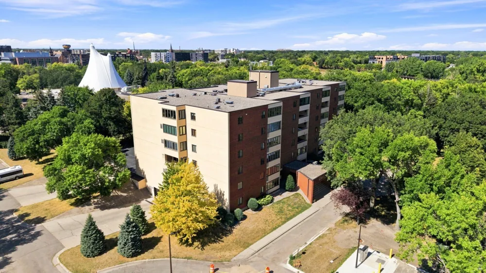 105 3rd Street #203 Moorhead, MN 56560