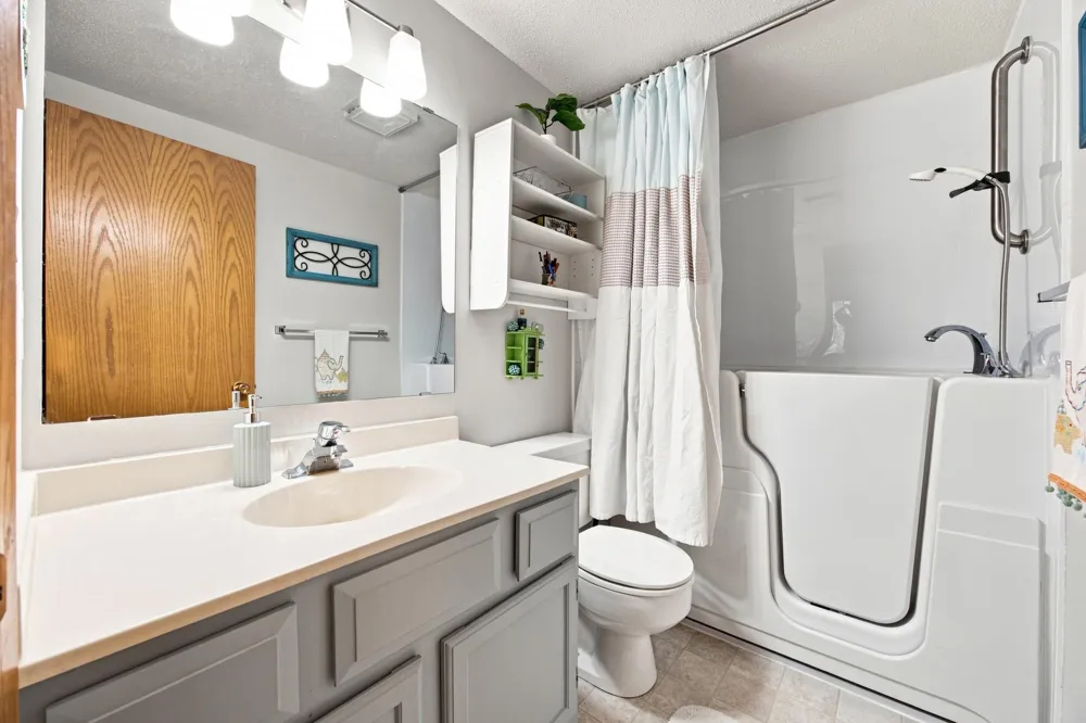 105 3rd Street #203 Moorhead, MN 56560