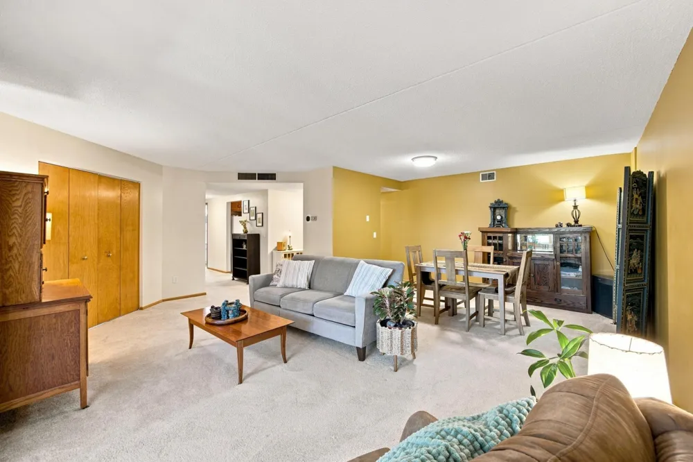 105 3rd Street #203 Moorhead, MN 56560
