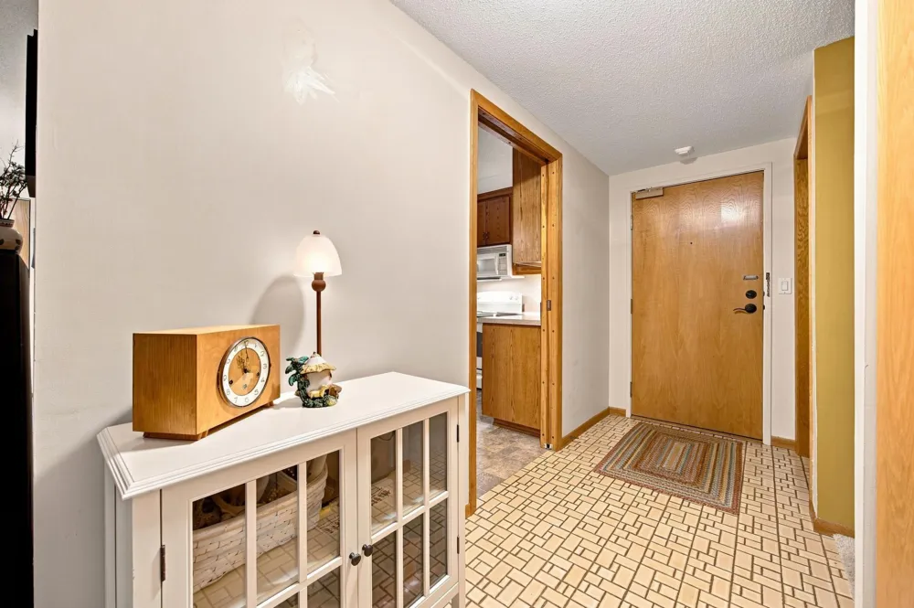 105 3rd Street #203 Moorhead, MN 56560