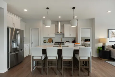 3476 Knightsbridge Trail