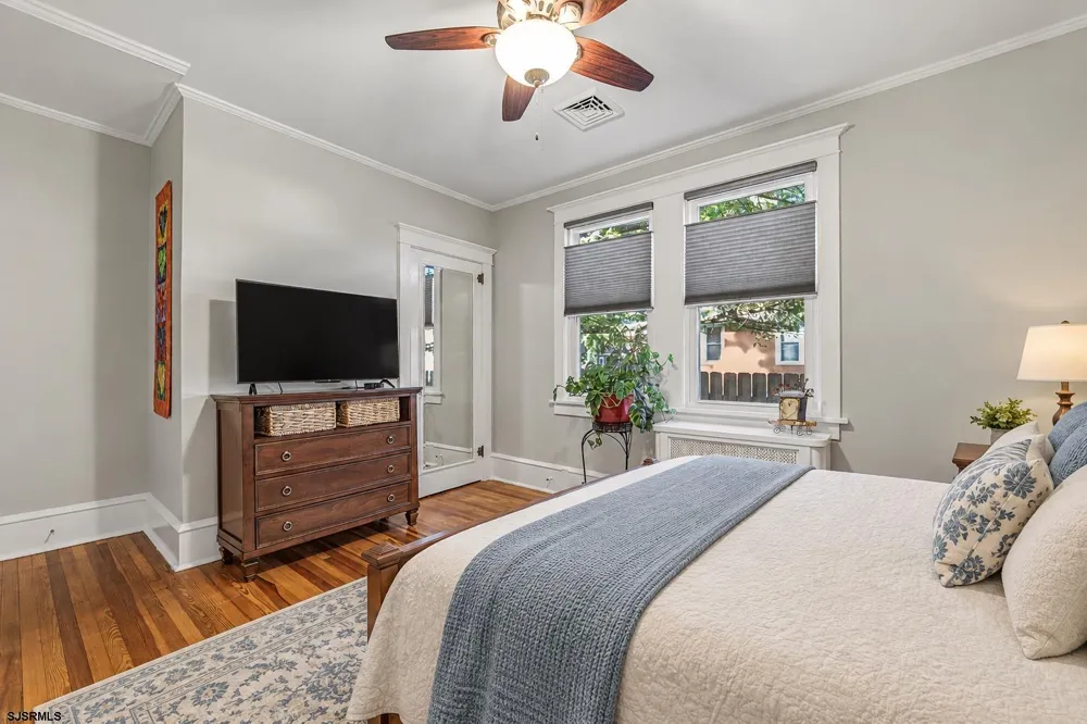 203 Fairbanks Ave Northfield, NJ 08225