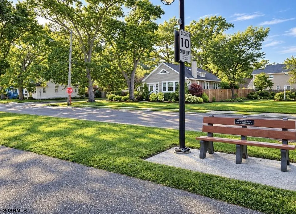 203 Fairbanks Ave Northfield, NJ 08225