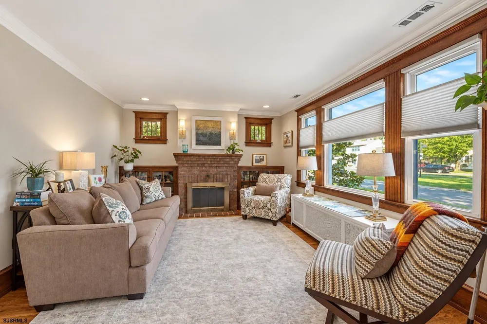 203 Fairbanks Ave Northfield, NJ 08225