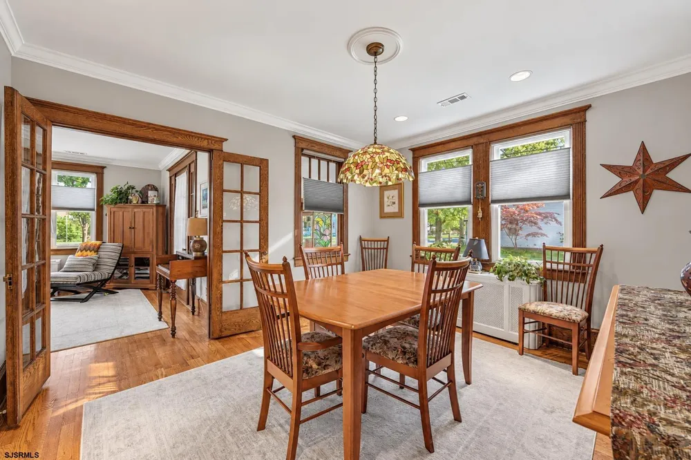 203 Fairbanks Ave Northfield, NJ 08225