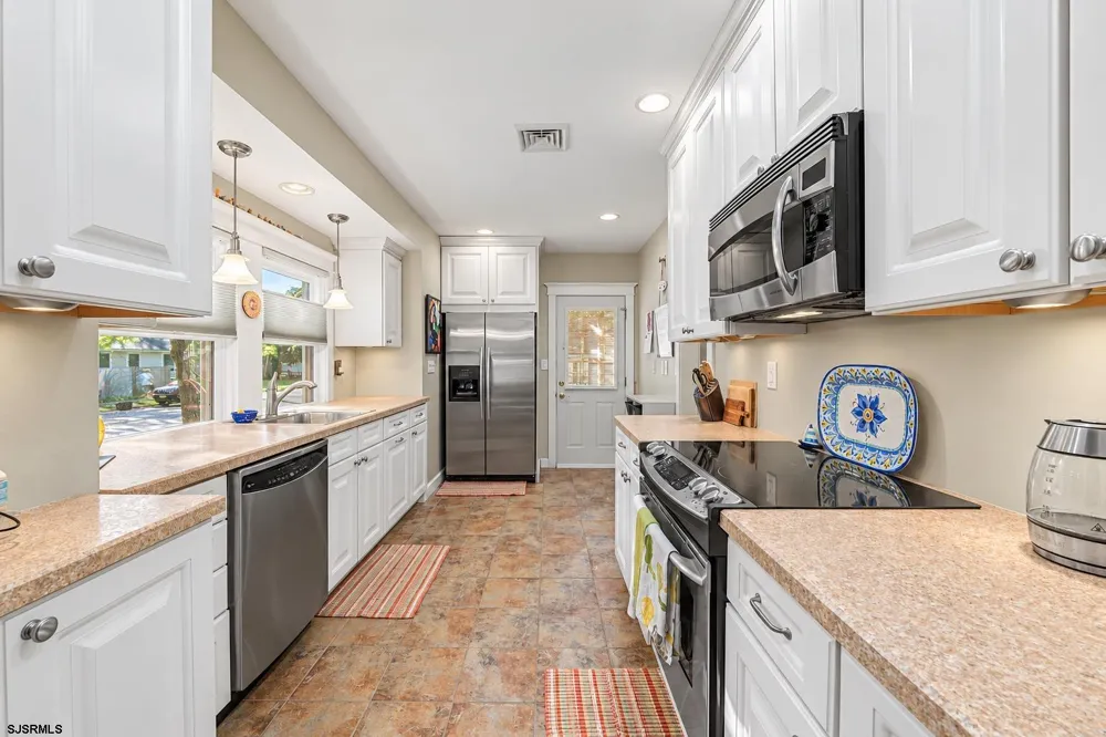 203 Fairbanks Ave Northfield, NJ 08225