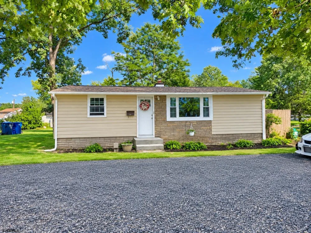 6212 liberty Ave Mays Landing, NJ 08330