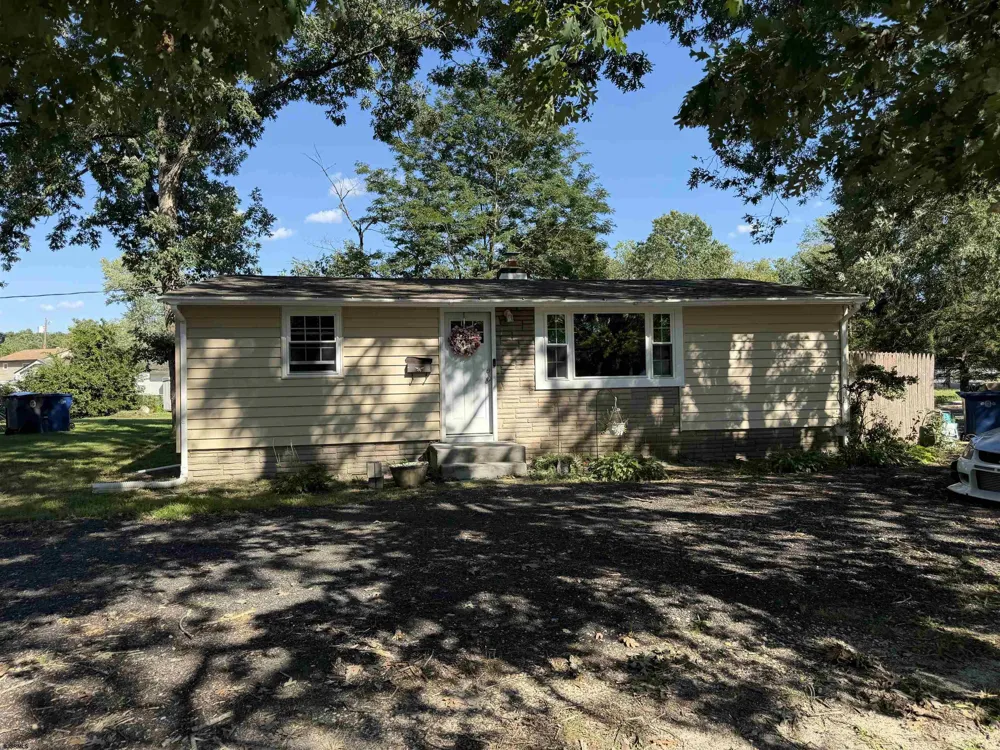 6212 liberty Ave Mays Landing, NJ 08330