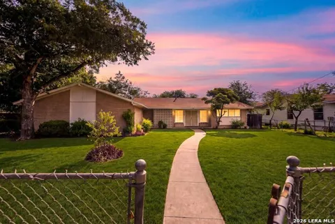 410 Bonair Dr