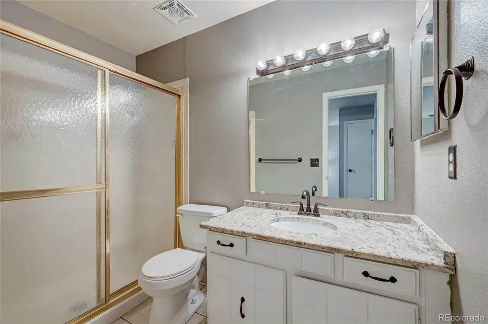 2836 S Wheeling Way Aurora, CO 80014