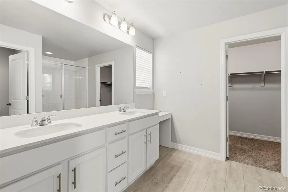 7237 S Scottsburg Way Aurora, CO 80016