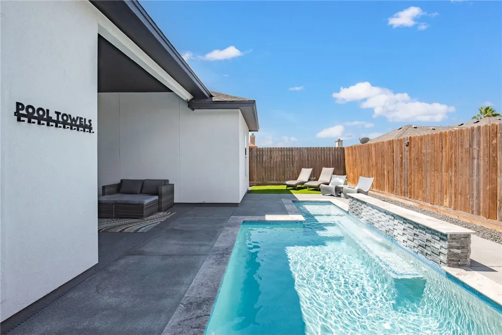 14845 Quarterdeck Drive Corpus Christi, TX 78418