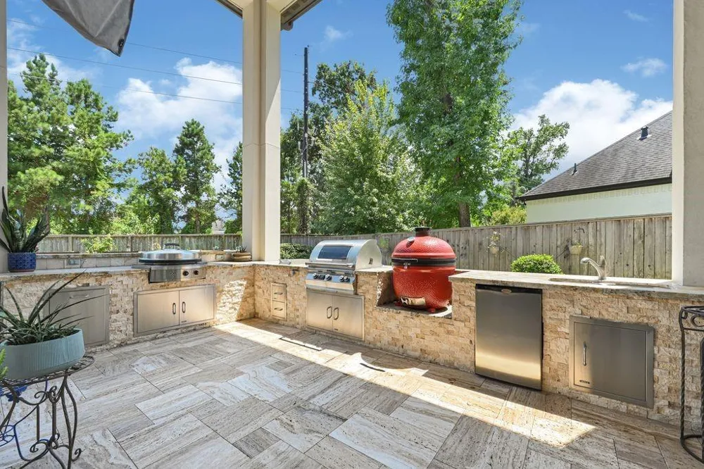 119 S Curly Willow Circle The Woodlands, TX 77375