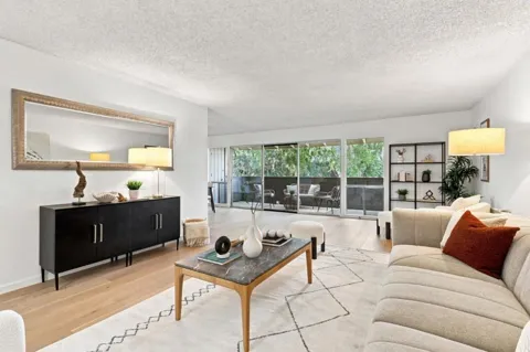 151 Buckingham Drive #204