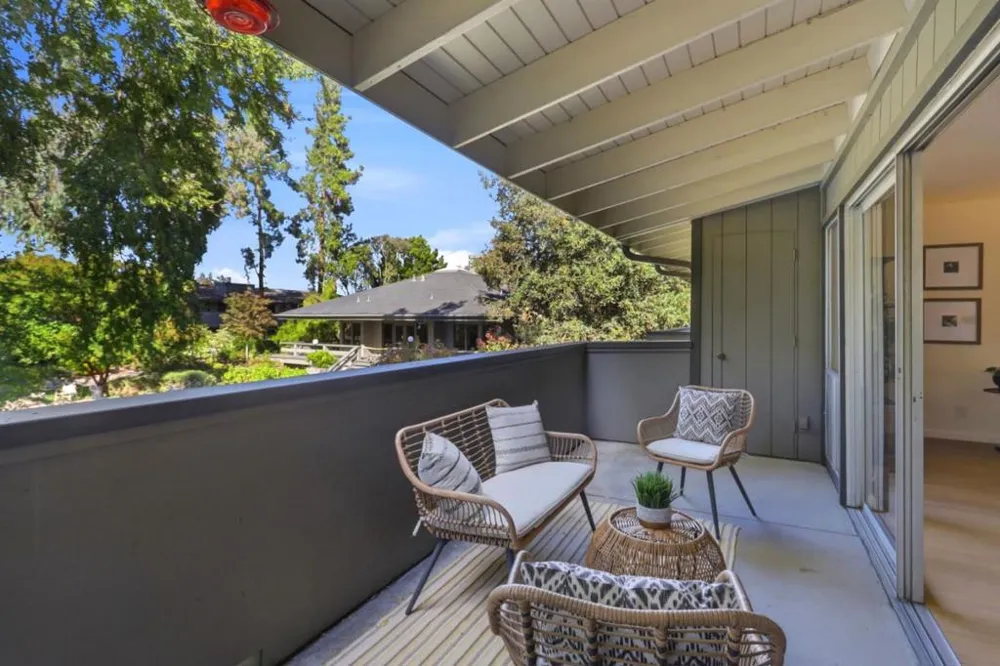 151 Buckingham Drive #204 Santa Clara, CA 95051