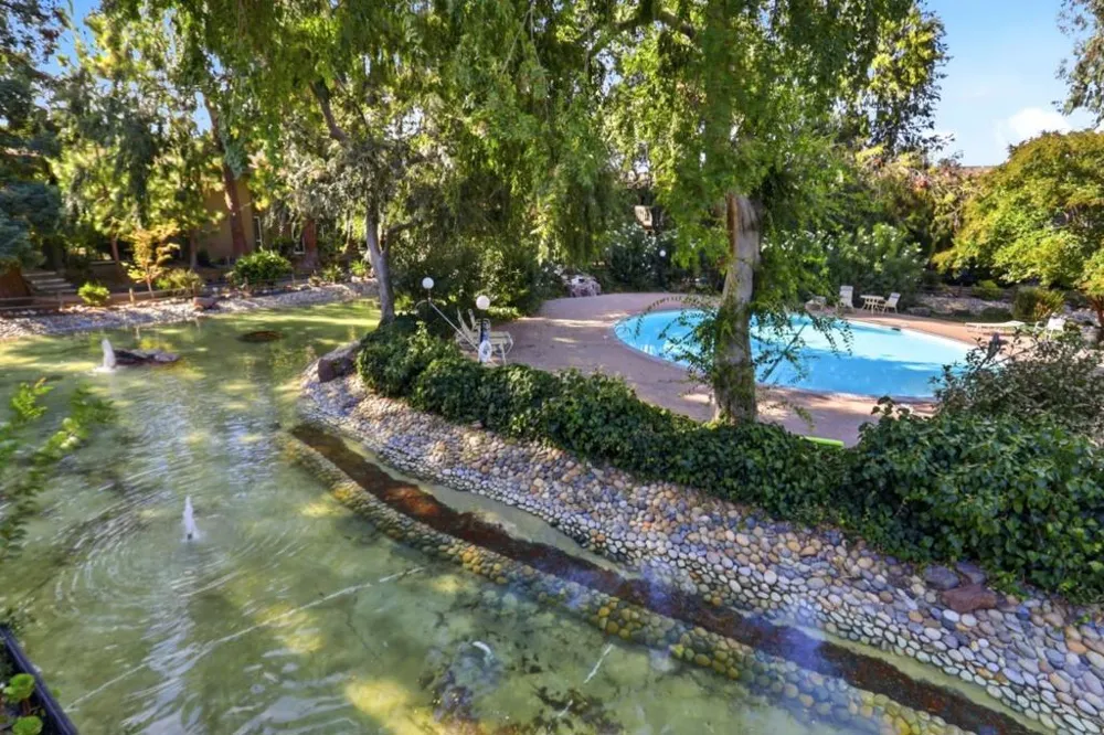 151 Buckingham Drive #204 Santa Clara, CA 95051