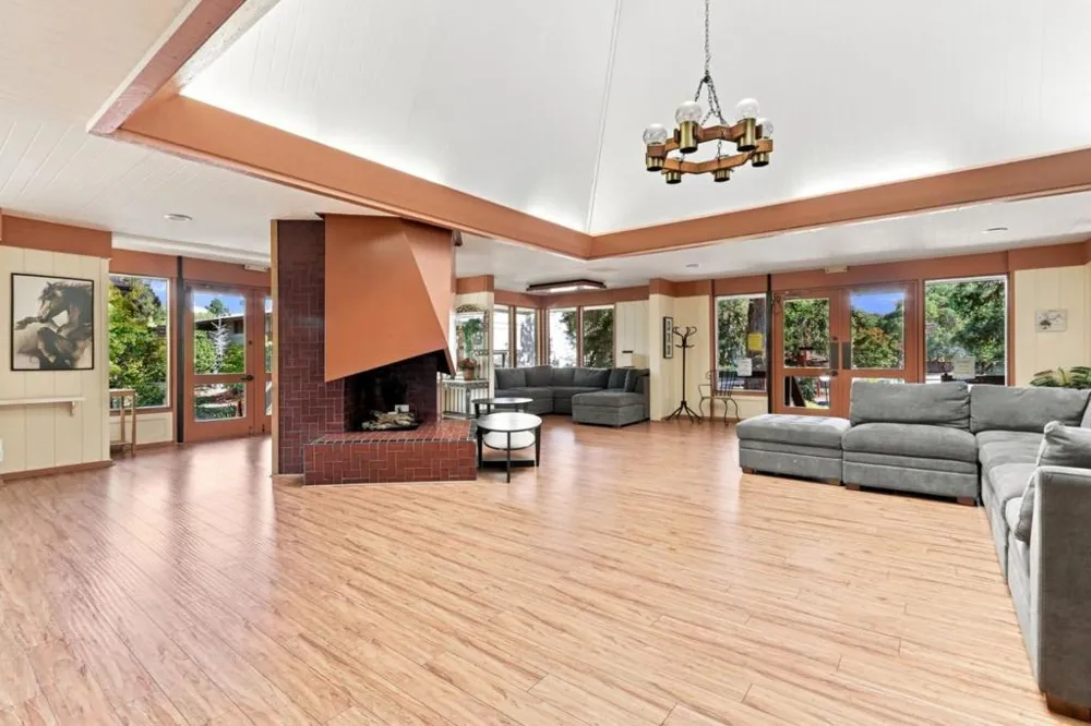 151 Buckingham Drive #204 Santa Clara, CA 95051