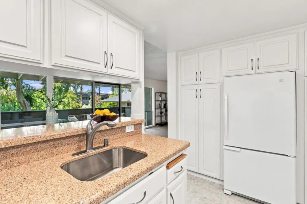 151 Buckingham Drive #204 Santa Clara, CA 95051