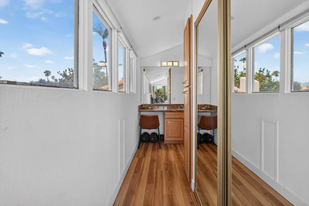 1742 E Camino Parocela Palm Springs, CA 92264