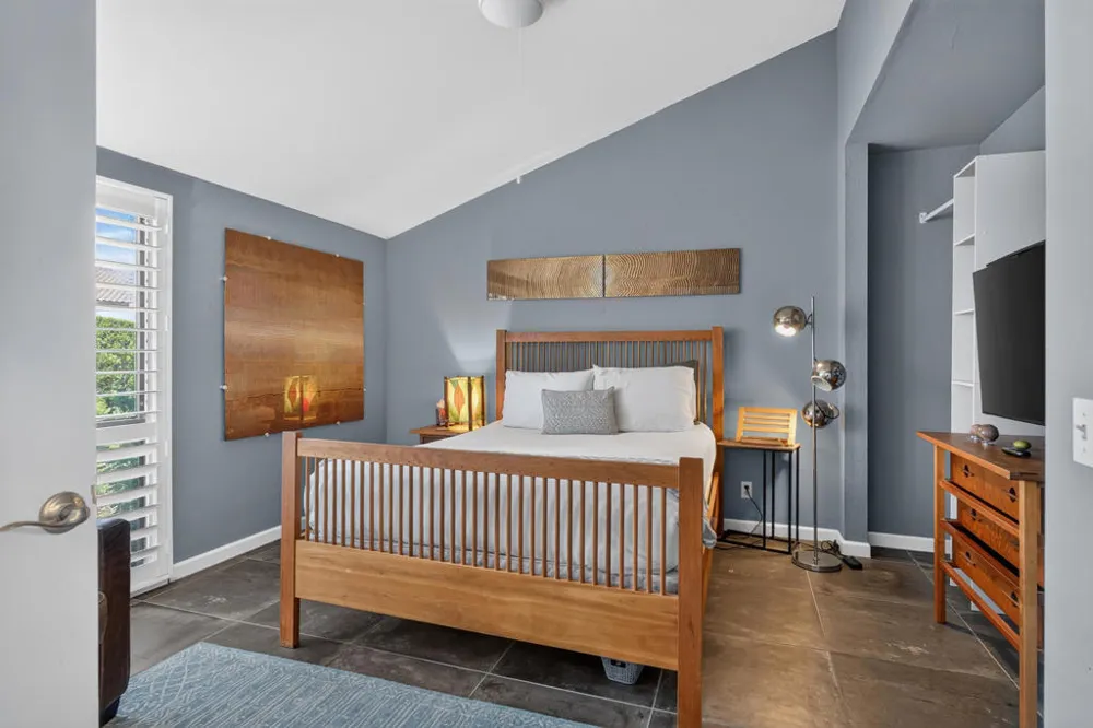 1742 E Camino Parocela Palm Springs, CA 92264