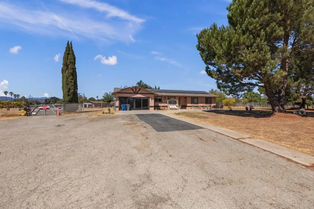 13695 Mammini Court San Martin, CA 95046