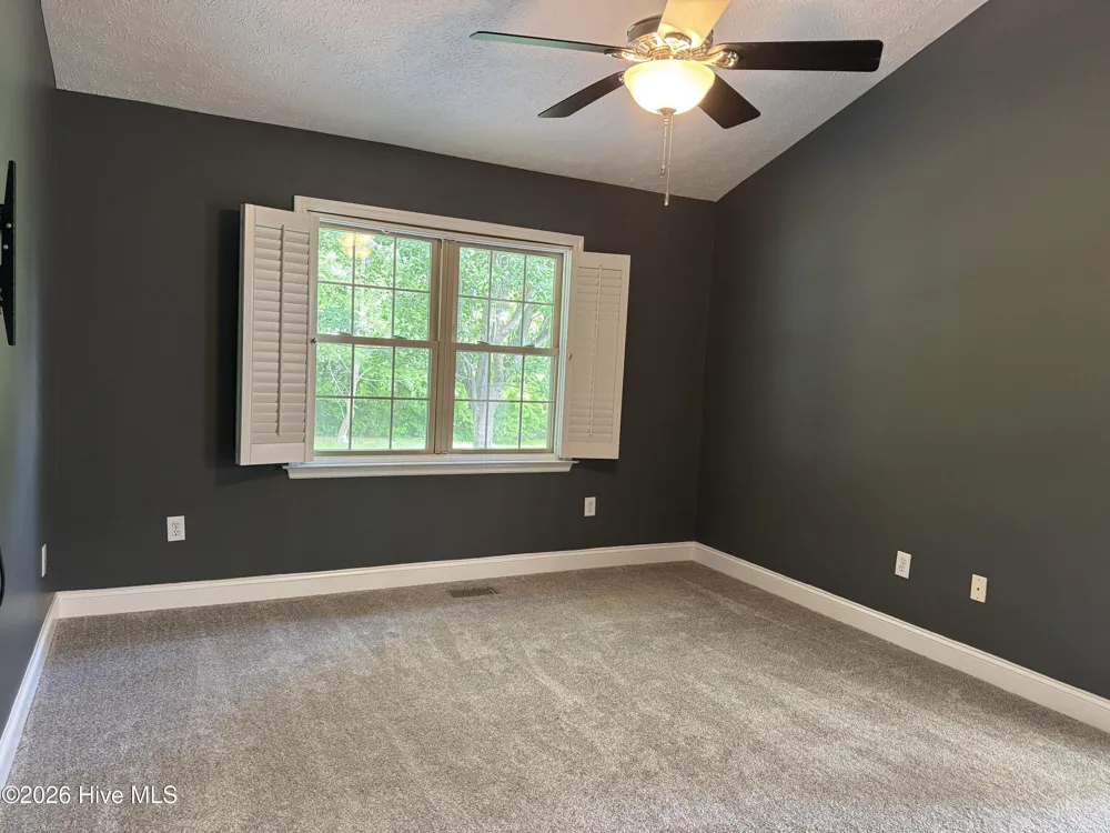 105 Owls Nest Court New Bern, NC 28562