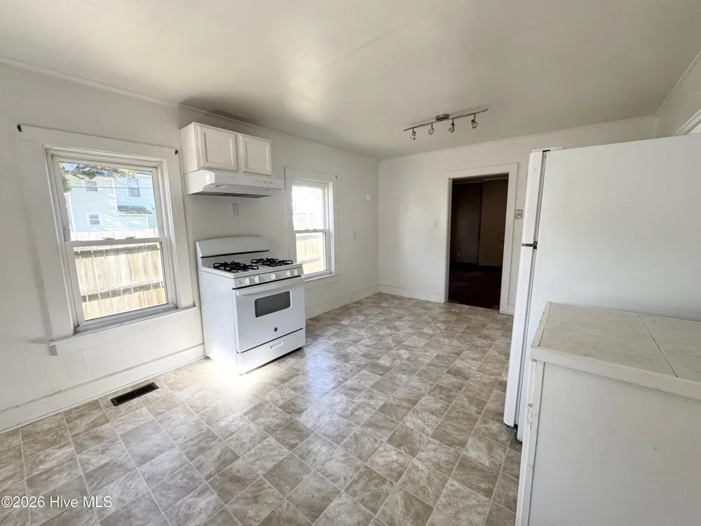 800 2nd Street Elizabeth City, NC 27909
