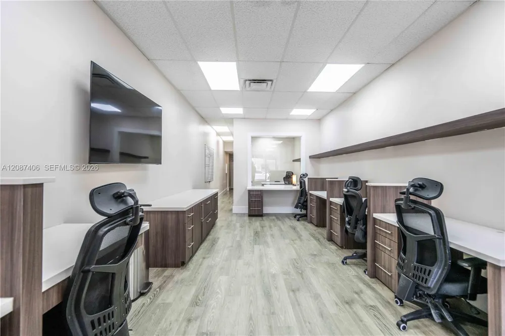 1197 71 St Miami Beach, FL 33141