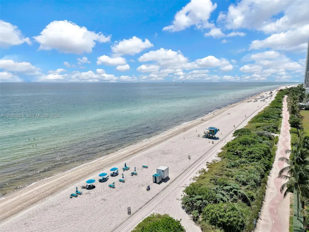 6767 Collins Ave #1403 Miami Beach, FL 33141