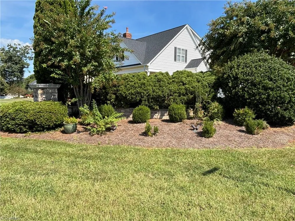 100 Cotswold Lane King, NC 27021