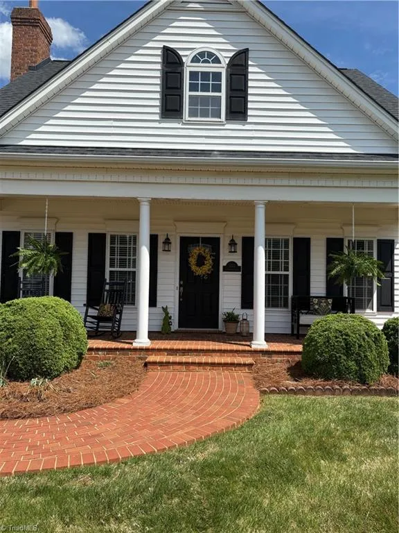 100 Cotswold Lane King, NC 27021