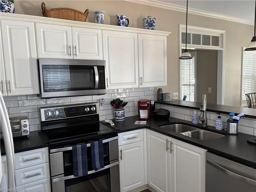 100 Cotswold Lane King, NC 27021
