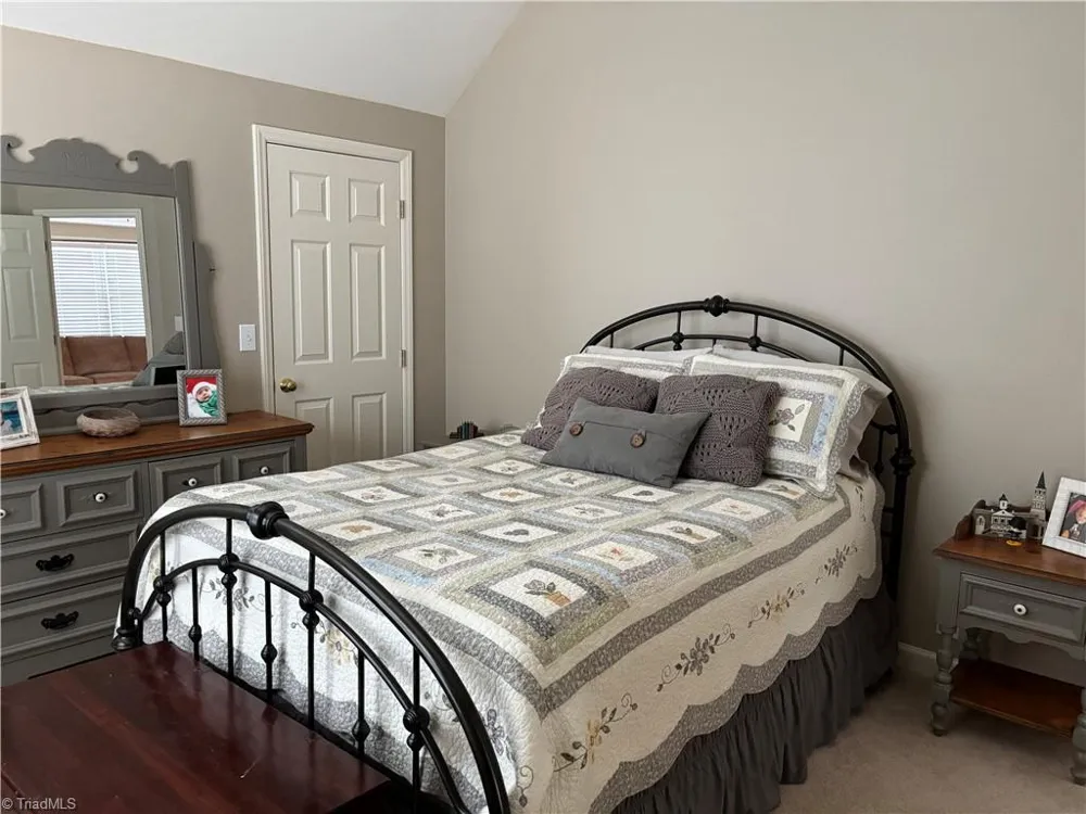100 Cotswold Lane King, NC 27021