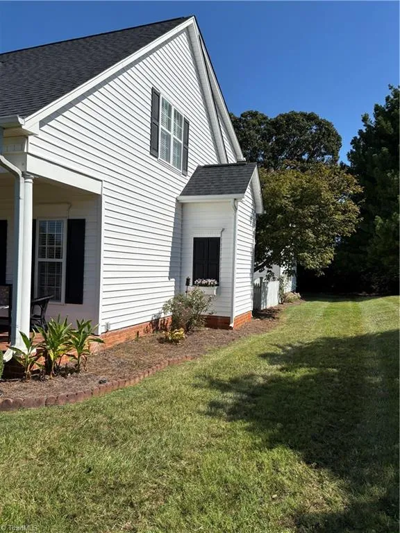 100 Cotswold Lane King, NC 27021