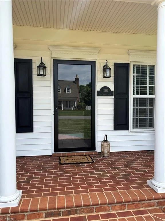 100 Cotswold Lane King, NC 27021