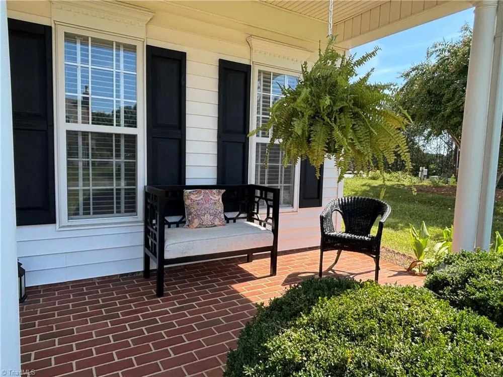 100 Cotswold Lane King, NC 27021