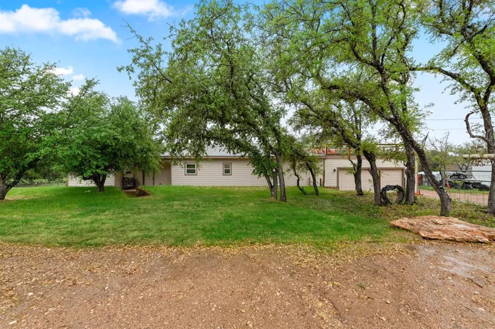 220 Creedmore Drive Liberty Hill, TX 78642