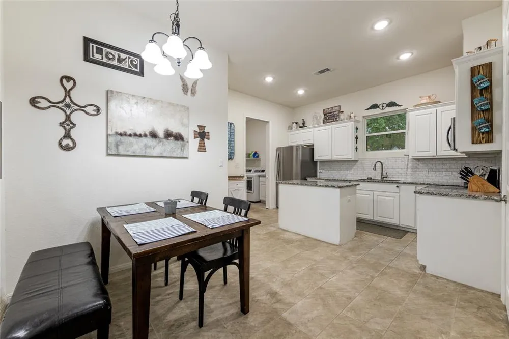 220 Creedmore Drive Liberty Hill, TX 78642