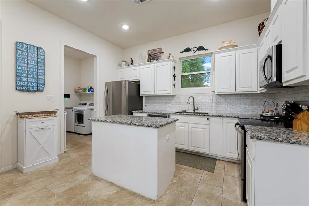 220 Creedmore Drive Liberty Hill, TX 78642