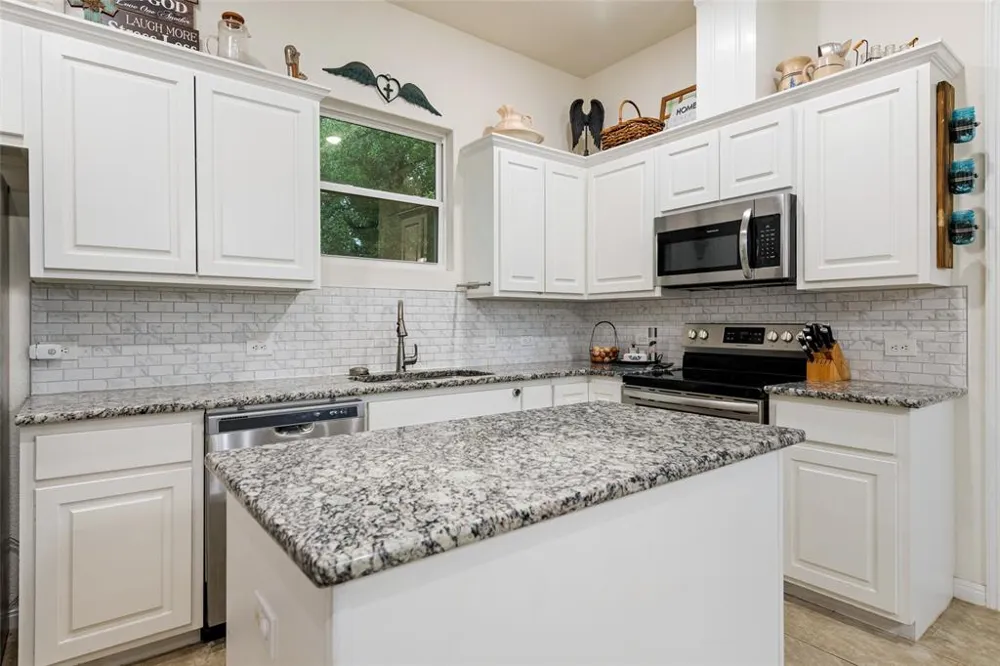 220 Creedmore Drive Liberty Hill, TX 78642